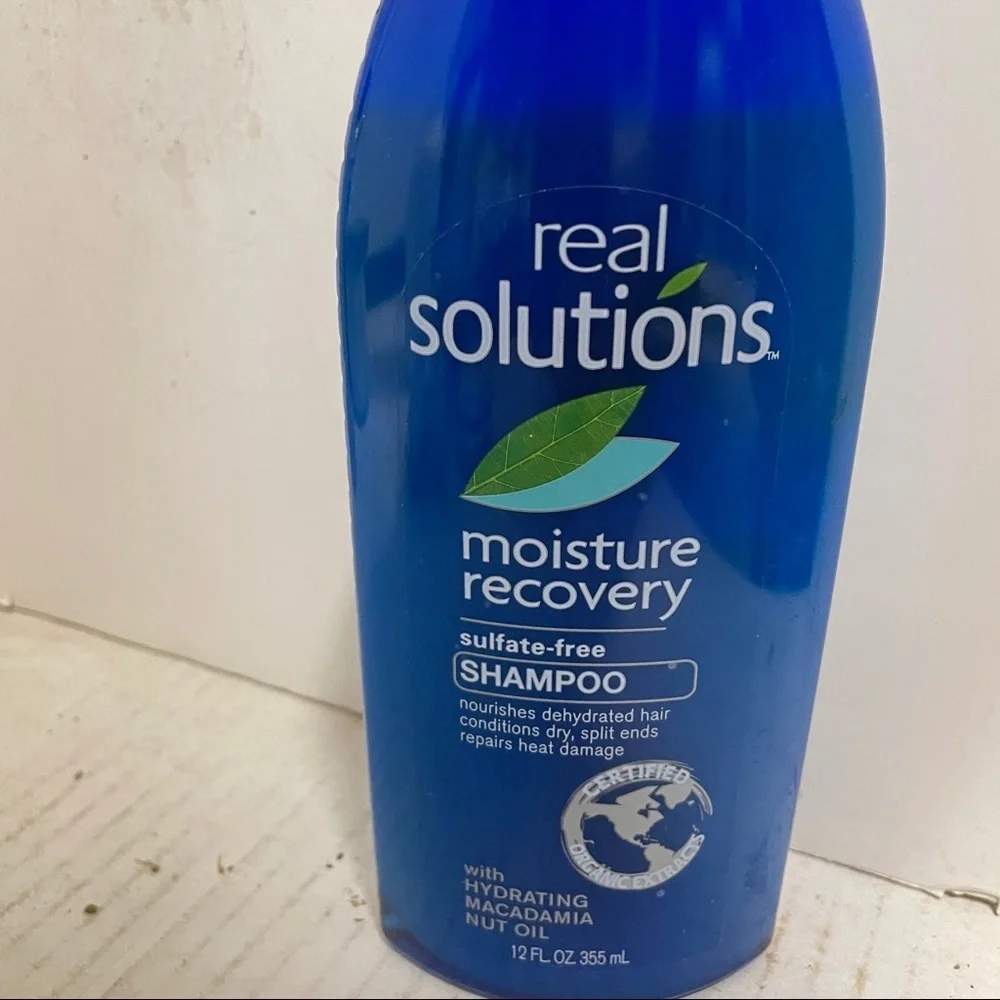 Real Solutions Moisture Recovery Shampoo HTF